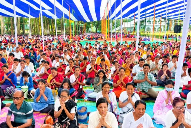 খাগড়াছড়িতে প্রবারণা পূর্ণিমা পালিত