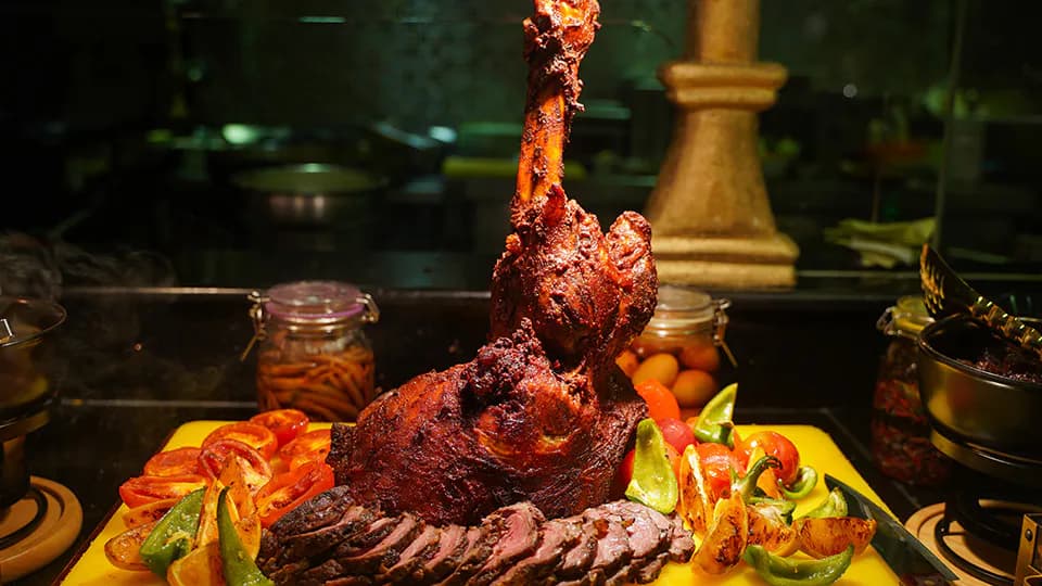 Holiday Inn Dhaka brings royal-inspired buffet to city diners