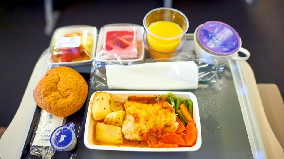 Singapore Airlines confirms Muslim meals not halal-certified