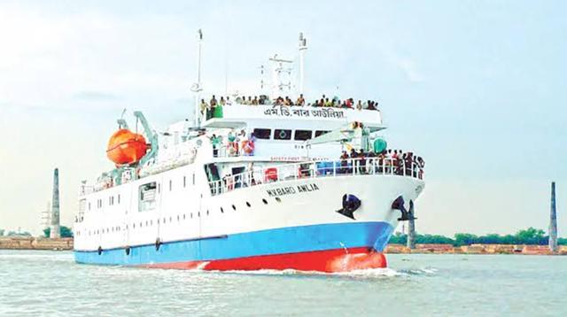 সেন্টমার্টিন : নিরাপদে ফিরল আটকে পড়া ৭০০ পর্যটক