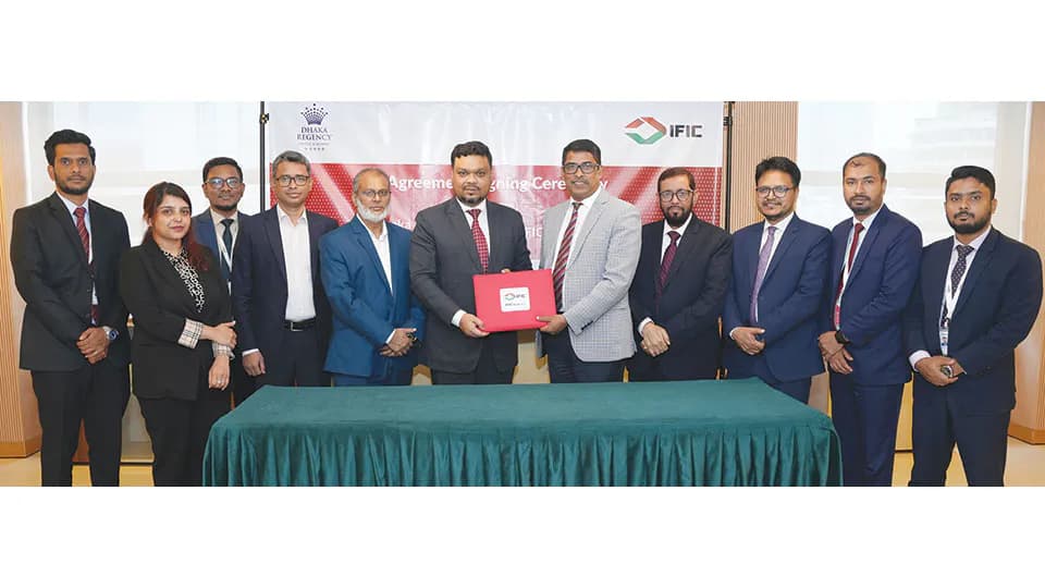 Dhaka Regency signs MoU with IFIC Bank