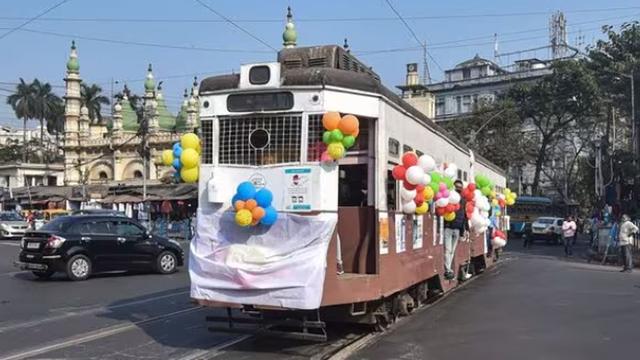 শেষের পথে কলকাতার ট্রাম অধ্যায়