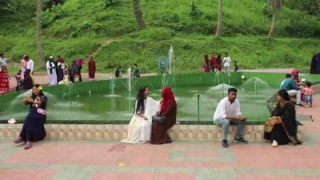 পর্যটন এলাকায় হোটেল ভাড়া-খাবারের দাম অস্বাভাবিক