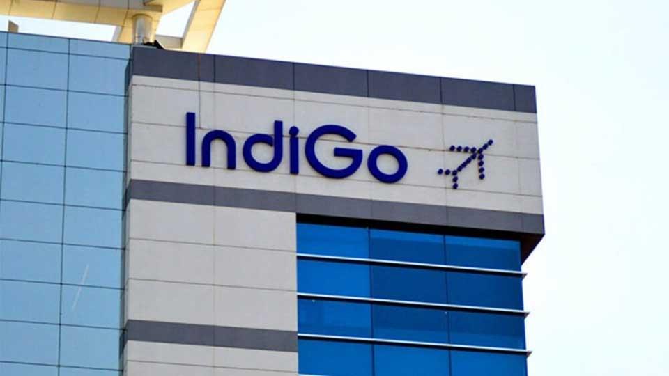 IndiGo reports loss after 2 years
