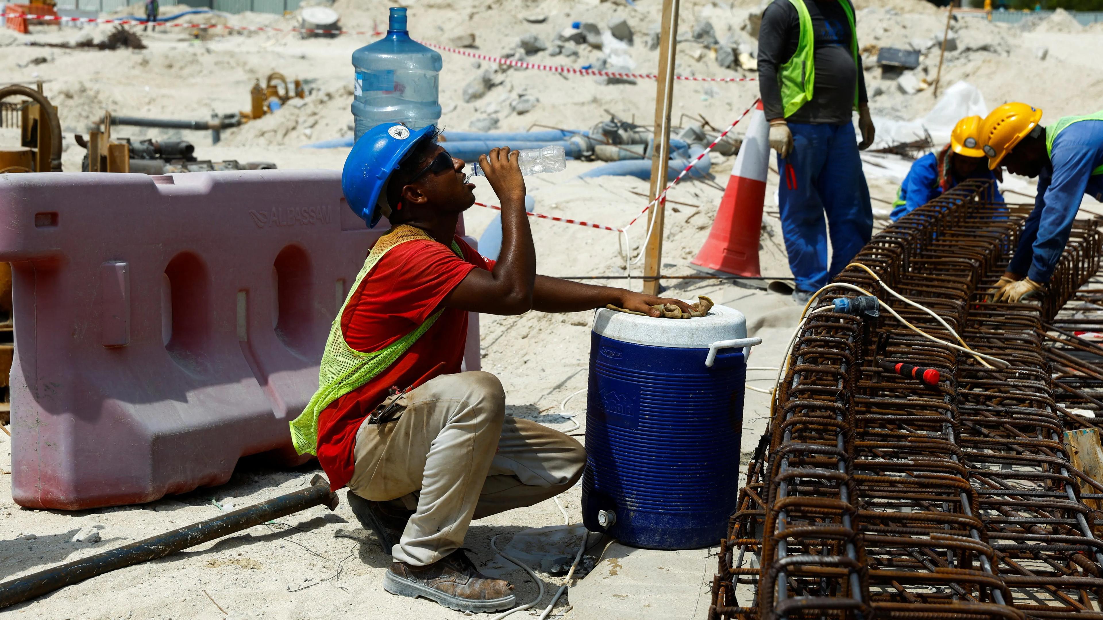 UAE midday work ban begins June 15 with fines up to AED 50,000