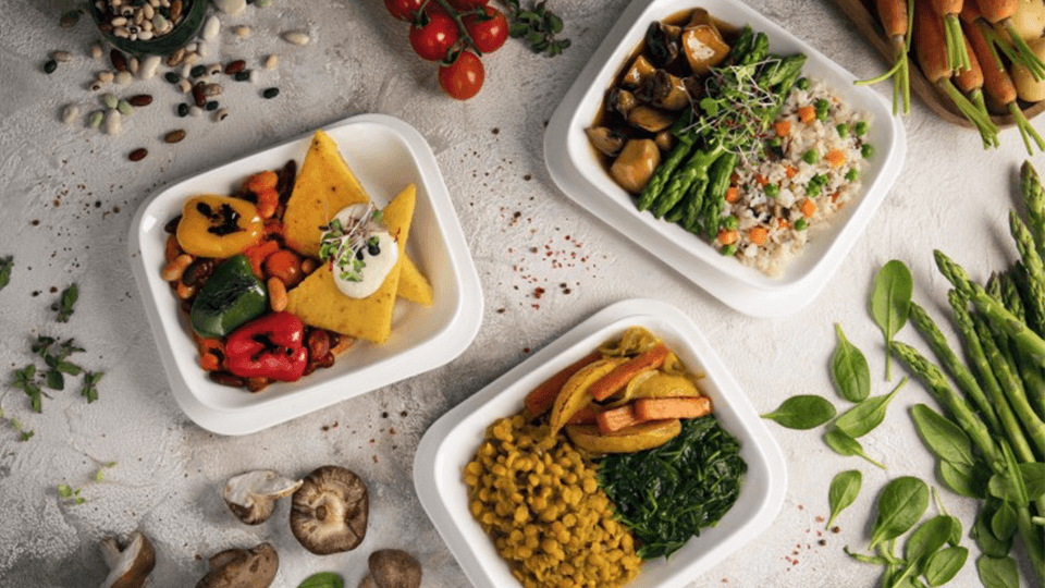 Emirates notes 154% increase in vegan meals onboard