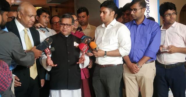 লাগেজে হাত দেওয়ার সুযোগ নেই বিমান প্রতিমন্ত্রী
