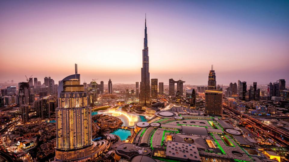 Emirates provides complimentary hotel stay for passengers