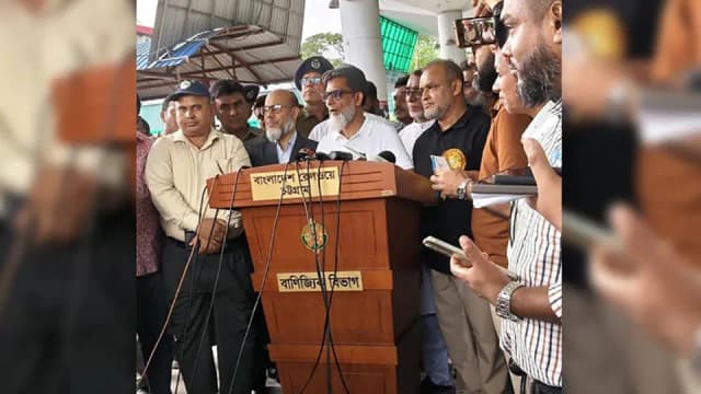 New rail link planned to cut Dhaka-Chattogram travel time