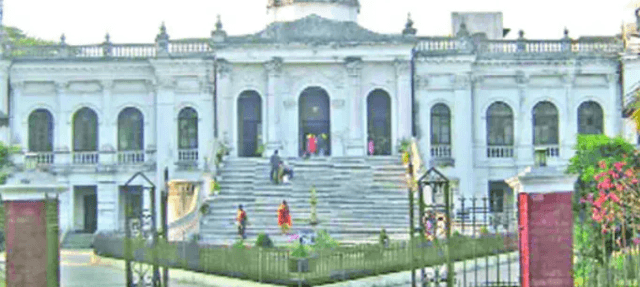 অযত্নে ২৫ ঐতিহাসিক স্থাপনা