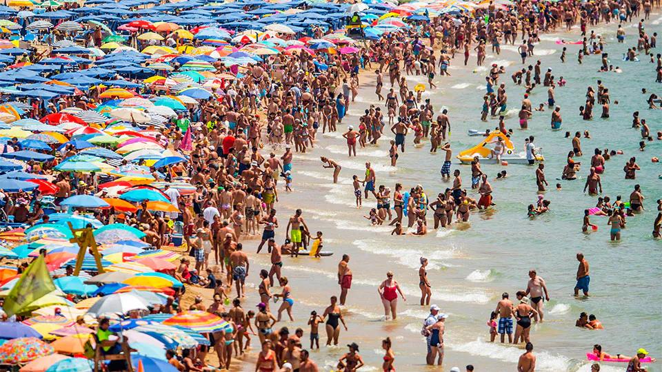 Spain’s tourism nears 100m visitors amid global uncertainty