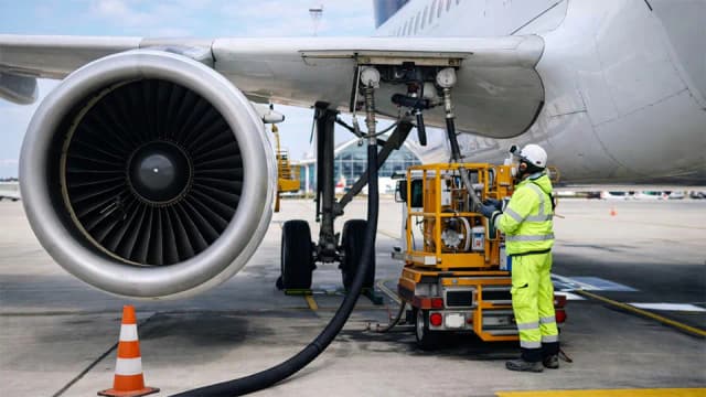 Jet fuel prices jump more than 21pc in Bangladesh
