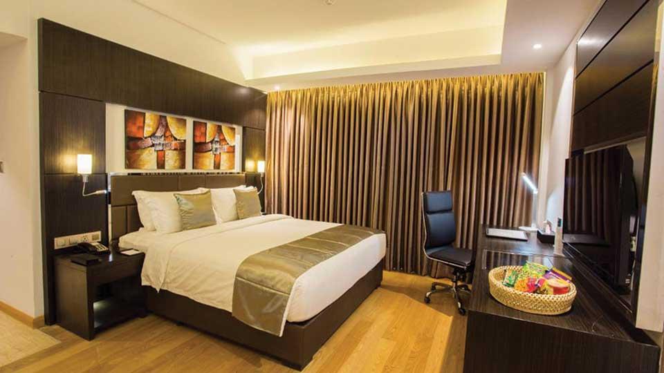 Celebrate monsoon at Golden Tulip The Grandmark