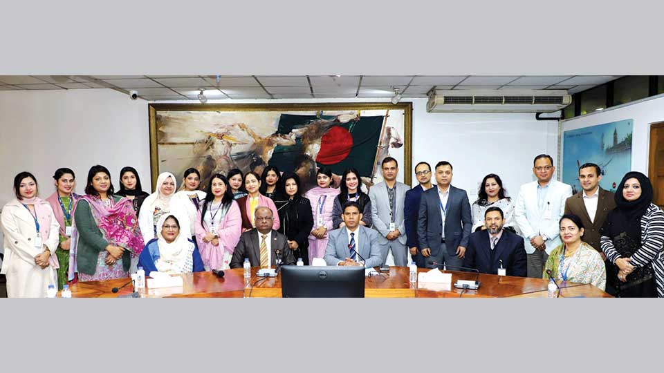 Biman holds session to motivate cabin crew for better inflight service