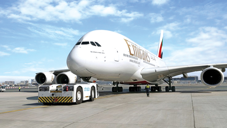Emirates cuts annual loss to USD 1b