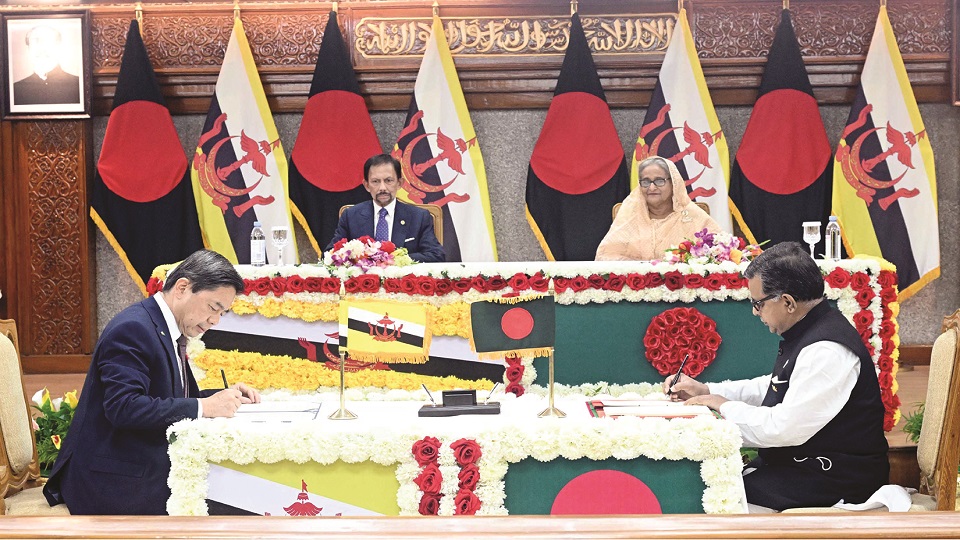 BD signs deals with Brunei on direct flight during Sultan's visit