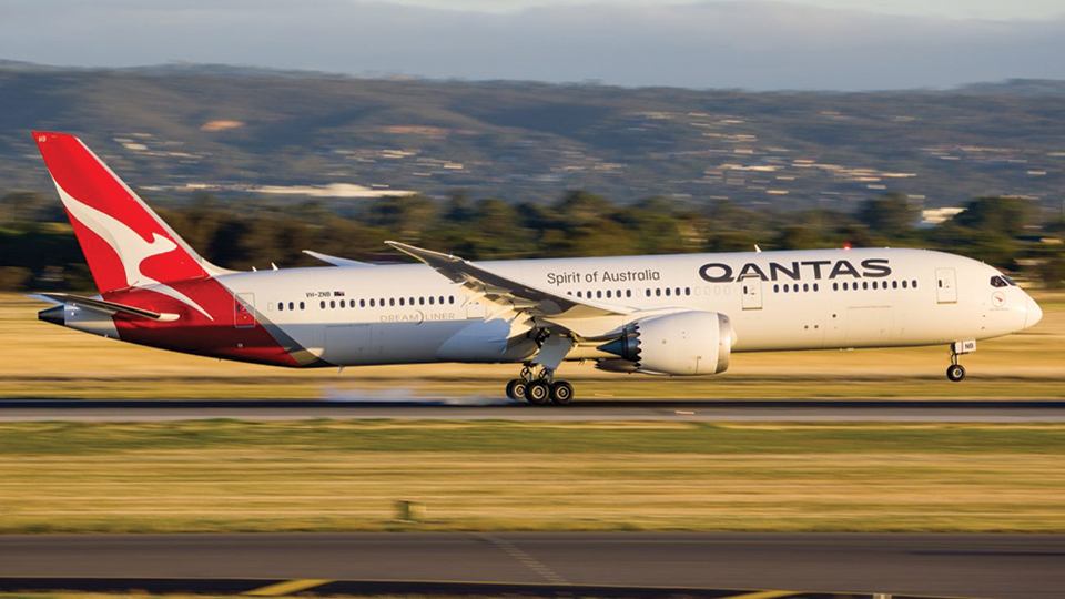 Qantas Covid-19 losses USD 821m