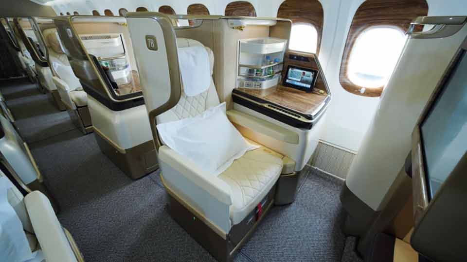 Emirates to operate retrofitted B777s in Zurich, Riyadh