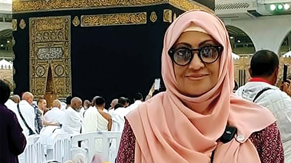 Sangeeta Khan passes away