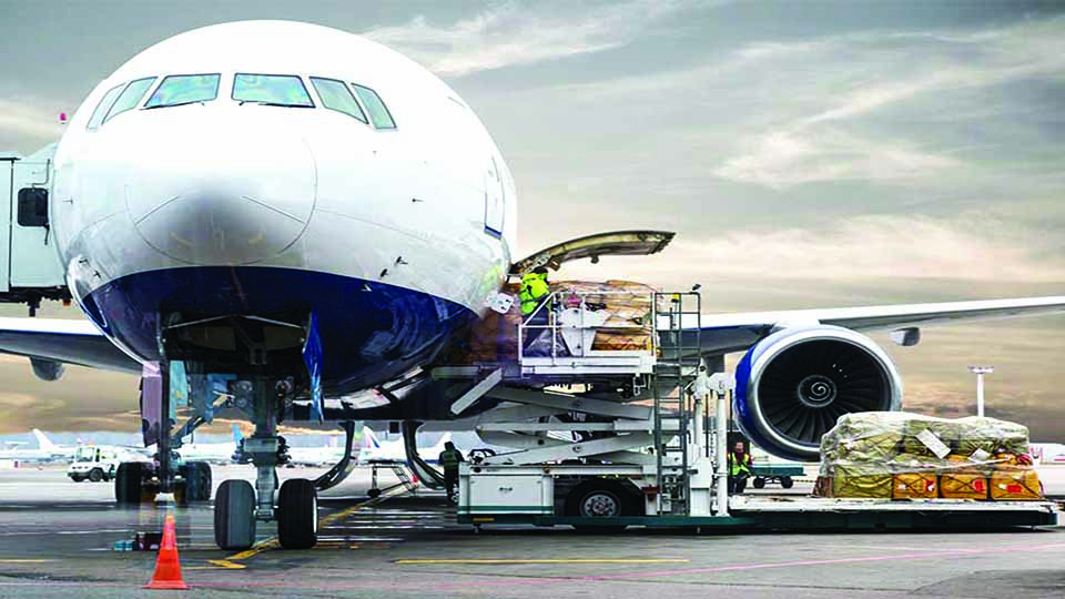 Supply chain disruptions halve cargo growth : IATA