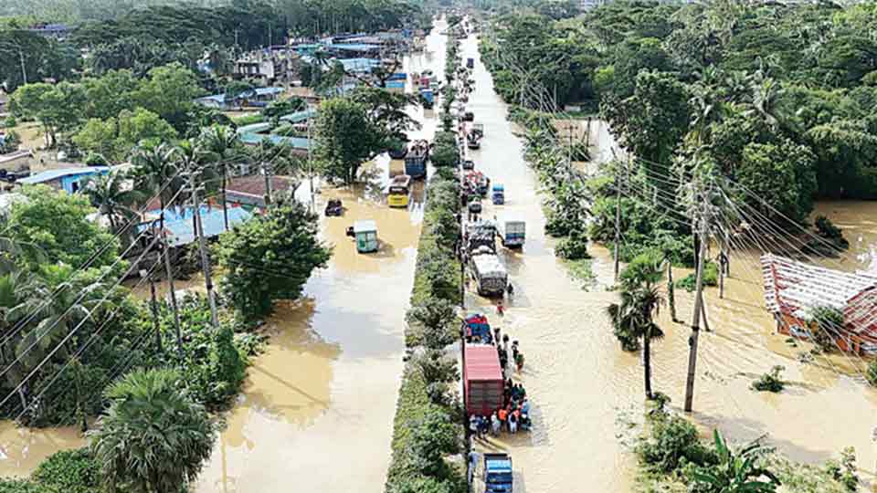 Flood in Bangladesh hampering export-import activities