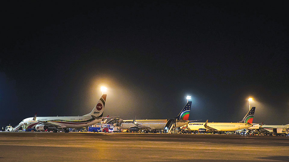 International air transport business collapses for local airlines