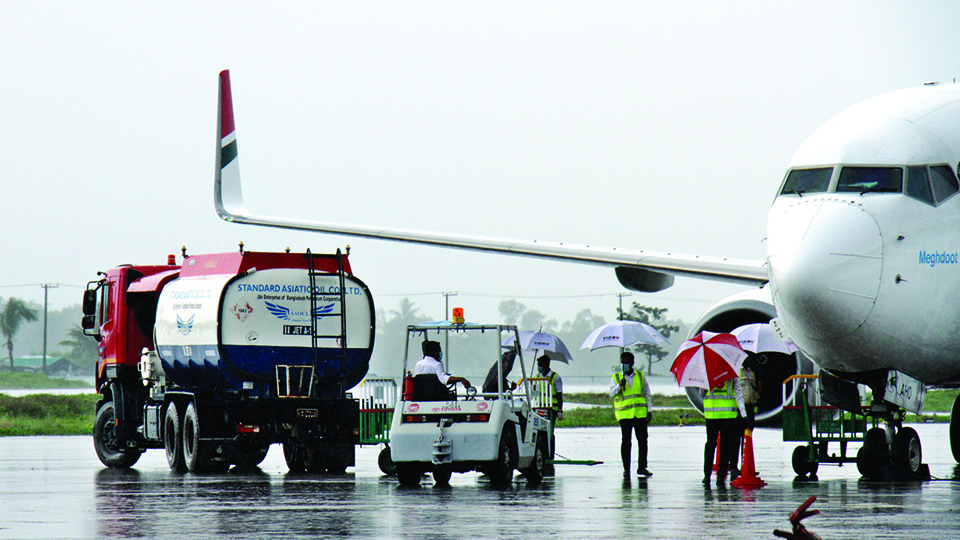 Domestic air travel gets costlier over jet fuel price hike