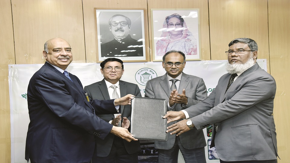BB, FSIBL sign agreement under refinance scheme for country's food security