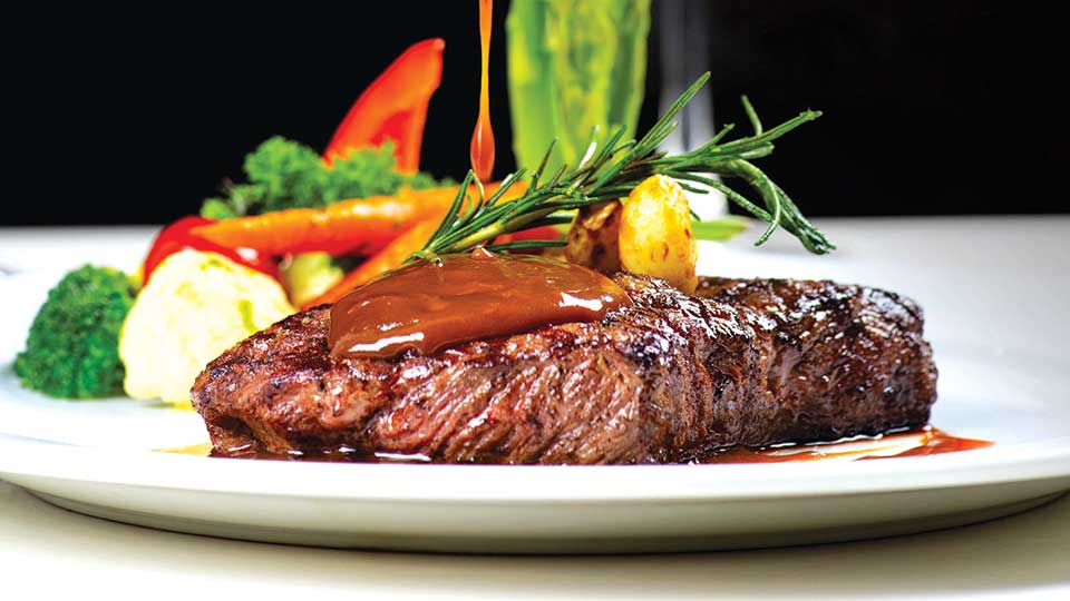 Crowne Plaza Dhaka Gulshan celebrates first anniversary, holds Meat Fest
