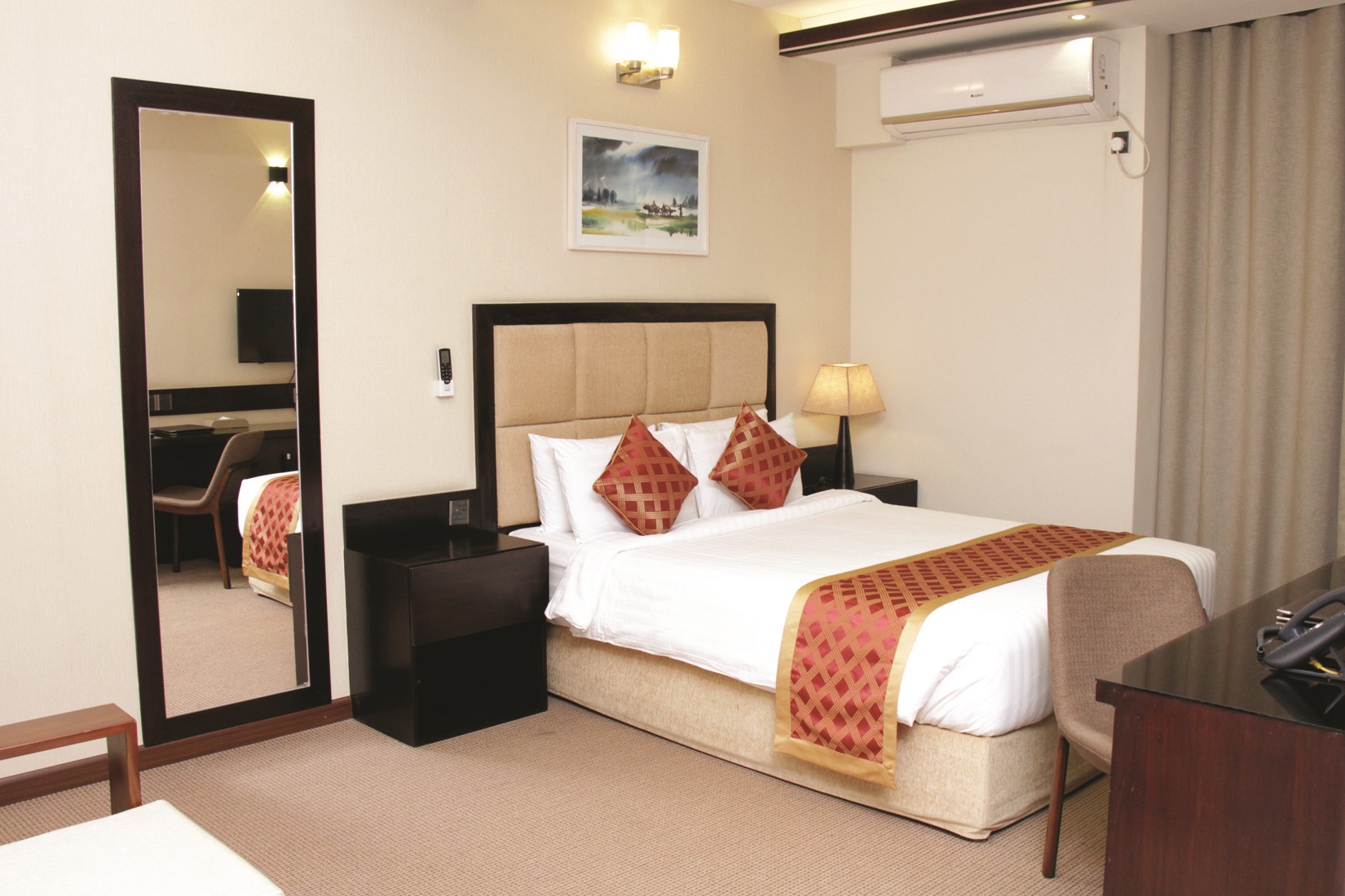 Come unwind by lakeside at After Hours Residence 