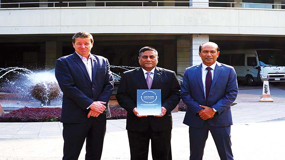 Radisson Blu Dhaka receives 