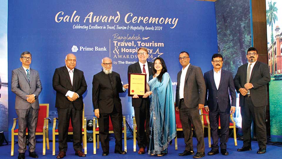 Garden Kitchen of Sheraton Dhaka acquires Leading Multicuisine Restaurant award