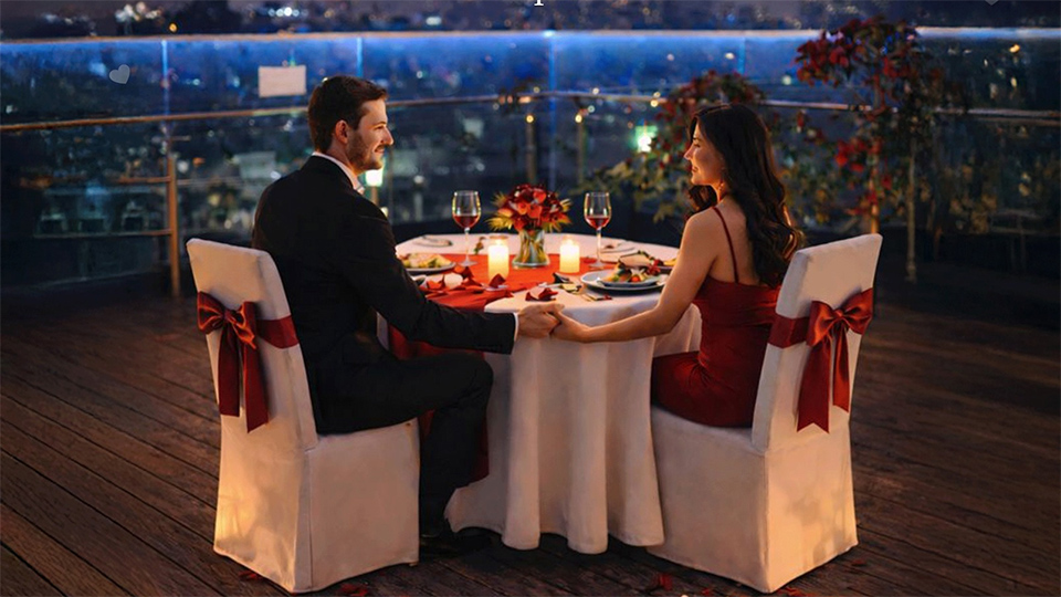 For something intimate, Holiday Inn Dhaka is offering a five-course candlelight