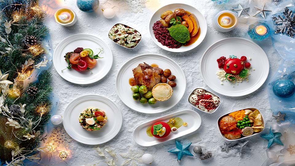 Emirates embraces Christmas