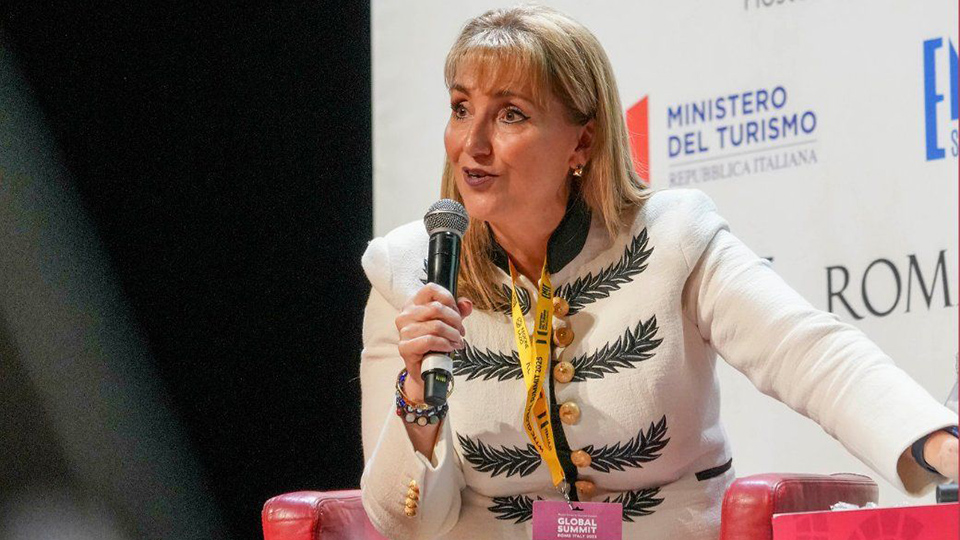 WTTC Interim CEO Gloria Guevara addressing the summit