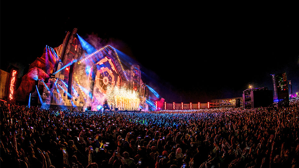 Cristiano Ronaldo launches unreal calendar