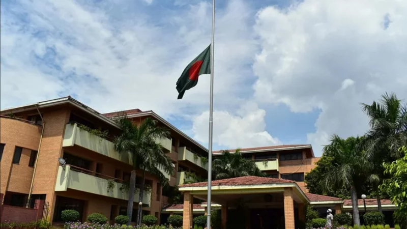 Bangladesh restarts visa services in India, signaling thaw in ties