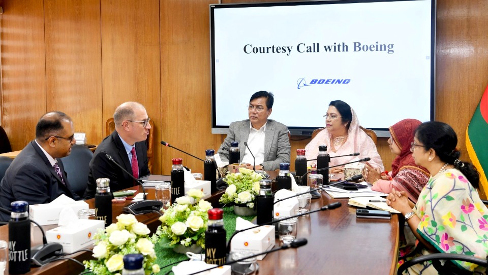 Boeing offers narrow-body aircraft as Bangladesh explores leasing options