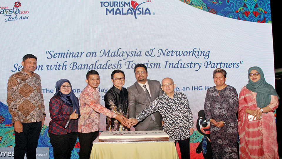 Malaysia targets to welcome 300,000 arrivals from Bangladesh in 2025