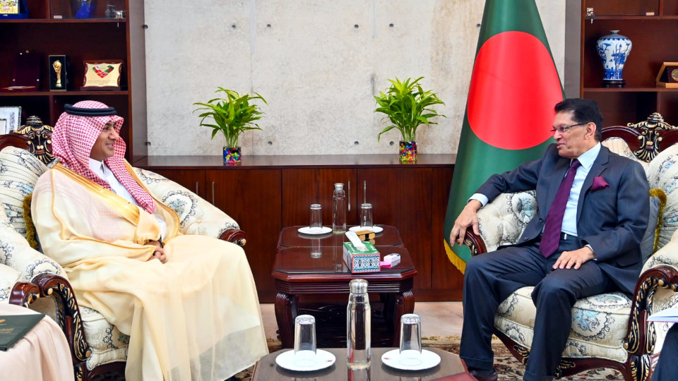 Saudi Arabia issues 1.4 million visas for Bangladeshis, 750,000 for work in 2025