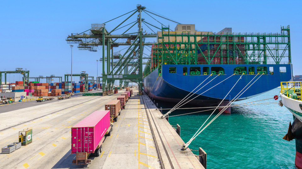 Saudi Global Ports making USD 933 million investment to challenge UAE competitors
