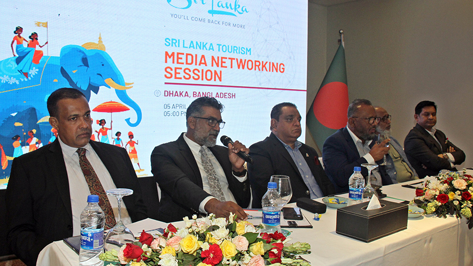 Sri Lanka eyes 100,000 Bangladeshi tourists, highlights new travel opportunities