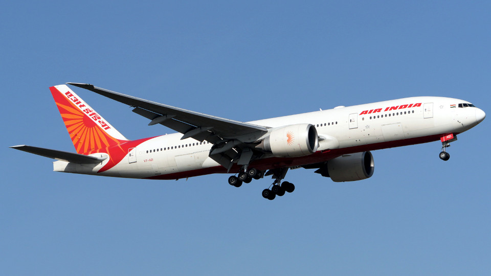 Vancouver-bound Air India flight returns mid-route amid disputed 'operational issue'