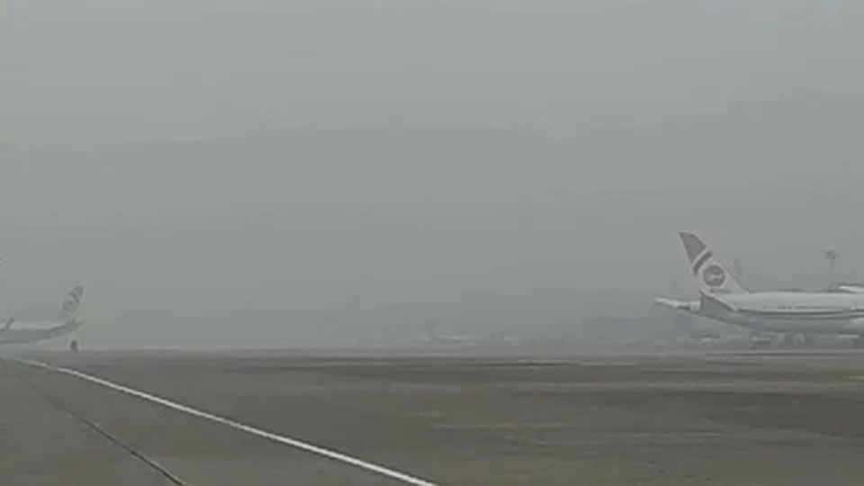 10 int’l flights to Dhaka Airport disrupted over dense fog
