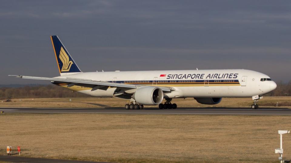 SIA turns two B777-300ERs into temporary freighters
