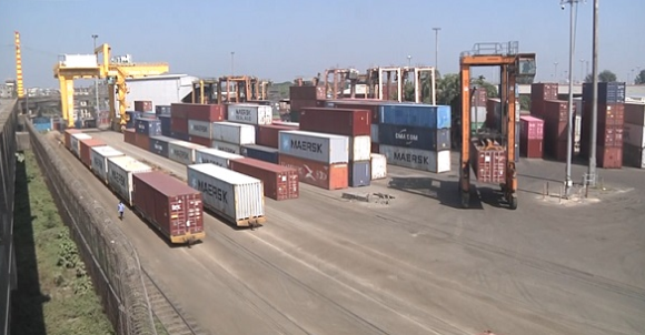 কনটেইনার ও কার্গো হ্যান্ডলিংয়ে রেকর্ড