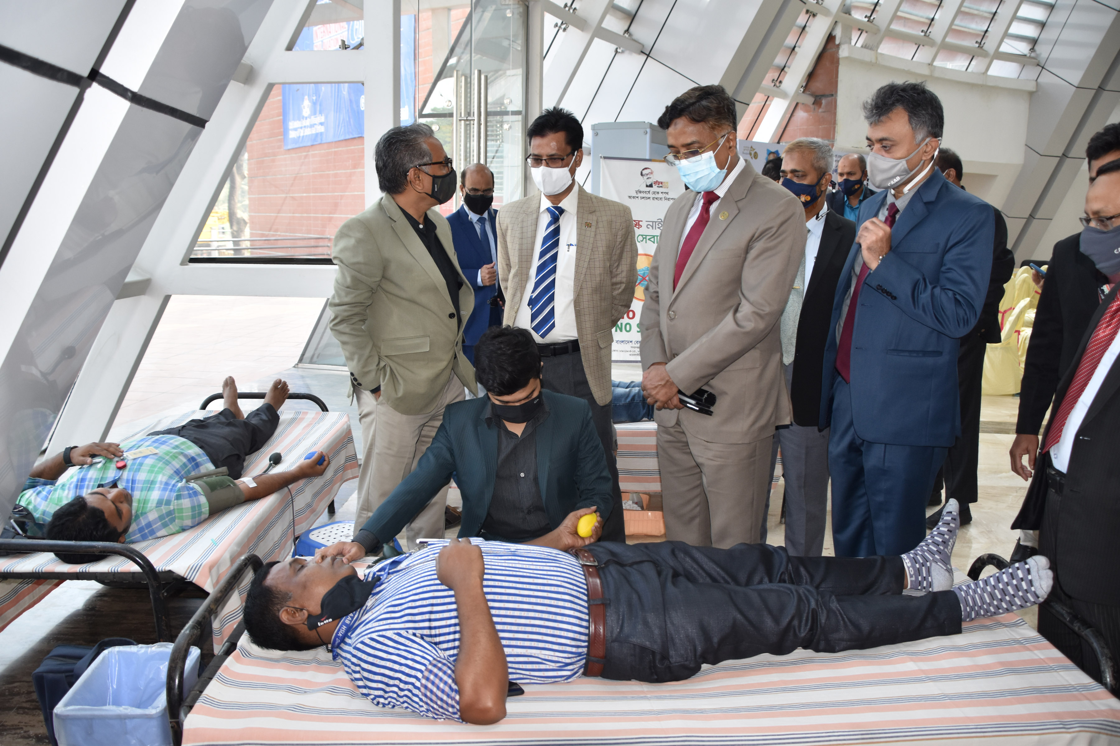 স্বাধীনতার সুবর্ণ জয়ন্তীতে বেবিচক'র রক্তদান কর্মসূচি পালিত