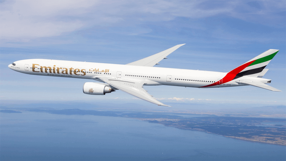 Emirates resumes flights to UK after a short break