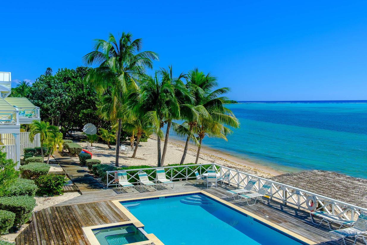 Jamaica greets record number of British visitors