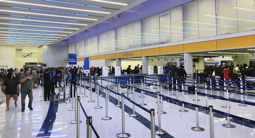 US airport traffic drops in Jan amid Covid surge, slow vaccine rollouts